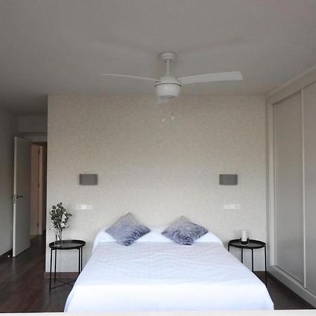 Carihuela Beach Suite Apartment Torremolinos Exteriör bild